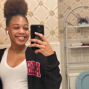 Meet your Posher, Veronica